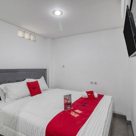 Reddoorz Syariah Near Galeria Mall Yogyakarta Ngoại thất bức ảnh