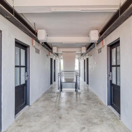 Reddoorz Syariah Near Galeria Mall Yogyakarta Ngoại thất bức ảnh