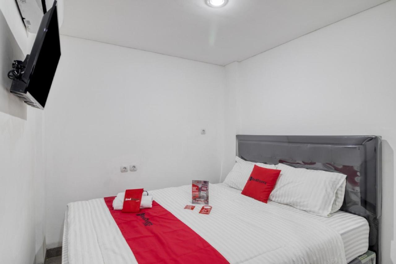 Reddoorz Syariah Near Galeria Mall Yogyakarta Ngoại thất bức ảnh